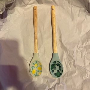 NEW Krumbs Kitchen Collection Wooden Handle Spoons- Lemon